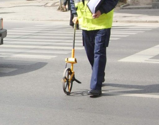 Femeie de 70 de ani, lovită pe trecerea de pietoni